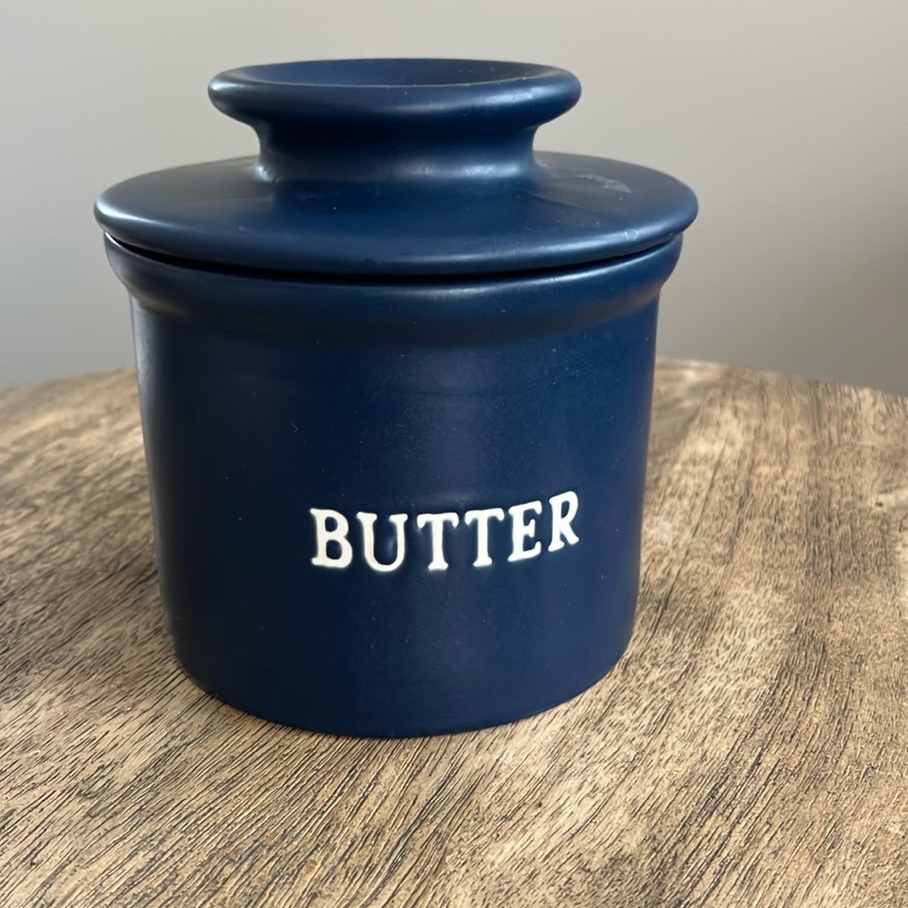 Butter counter keeper